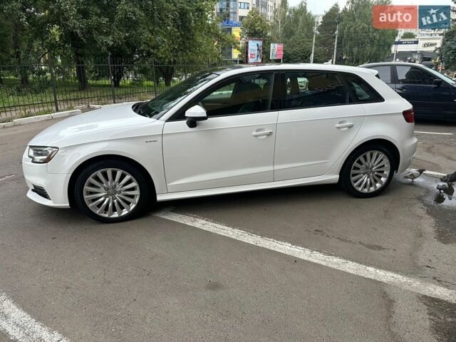 Белый Ауди А3, объемом двигателя 1.4 л и пробегом 295 тыс. км за 12550 $, фото 10 на Automoto.ua