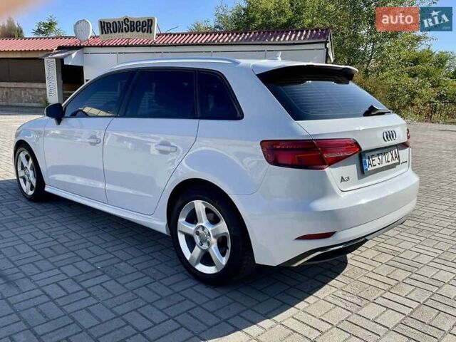 Білий Ауді А3, об'ємом двигуна 1.4 л та пробігом 81 тис. км за 16500 $, фото 4 на Automoto.ua
