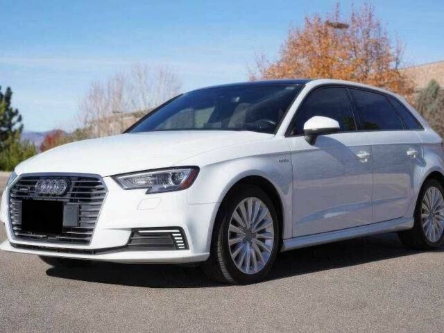 Білий Ауді А3, об'ємом двигуна 1.3 л та пробігом 98 тис. км за 5500 $, фото 2 на Automoto.ua