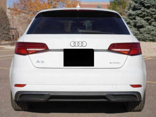 Білий Ауді А3, об'ємом двигуна 1.3 л та пробігом 98 тис. км за 5500 $, фото 5 на Automoto.ua