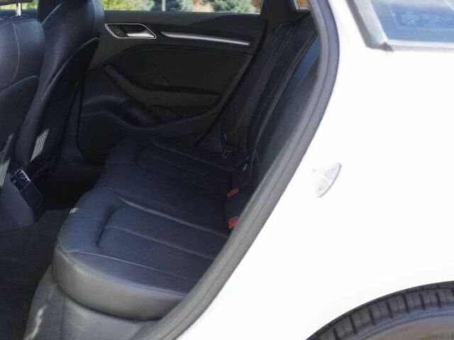 Білий Ауді А3, об'ємом двигуна 1.3 л та пробігом 98 тис. км за 5500 $, фото 10 на Automoto.ua