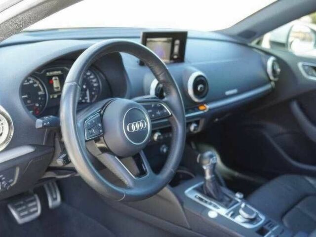 Білий Ауді А3, об'ємом двигуна 1.3 л та пробігом 98 тис. км за 5500 $, фото 9 на Automoto.ua