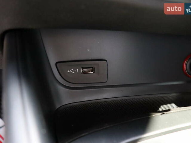 Белый Ауди А3, объемом двигателя 2 л и пробегом 12 тыс. км за 17400 $, фото 25 на Automoto.ua