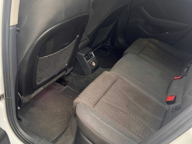 Белый Ауди А3, объемом двигателя 1.8 л и пробегом 104 тыс. км за 11000 $, фото 9 на Automoto.ua