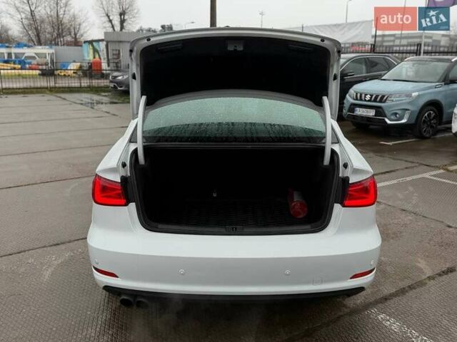 Білий Ауді А3, об'ємом двигуна 1.8 л та пробігом 99 тис. км за 13000 $, фото 19 на Automoto.ua