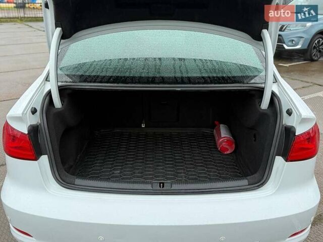 Білий Ауді А3, об'ємом двигуна 1.8 л та пробігом 99 тис. км за 13000 $, фото 20 на Automoto.ua