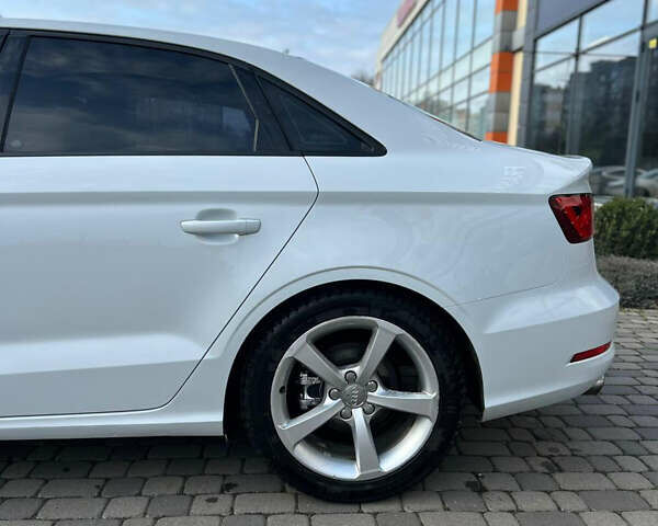 Белый Ауди А3, объемом двигателя 2 л и пробегом 186 тыс. км за 13700 $, фото 1 на Automoto.ua