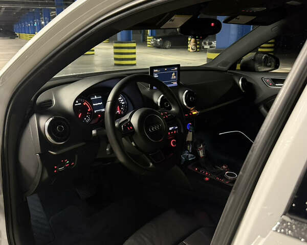 Белый Ауди А3, объемом двигателя 2 л и пробегом 239 тыс. км за 13400 $, фото 6 на Automoto.ua