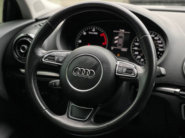 Белый Ауди А3, объемом двигателя 2 л и пробегом 62 тыс. км за 16500 $, фото 9 на Automoto.ua