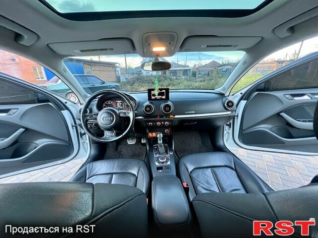 Білий Ауді А3, об'ємом двигуна 2 л та пробігом 150 тис. км за 13000 $, фото 12 на Automoto.ua
