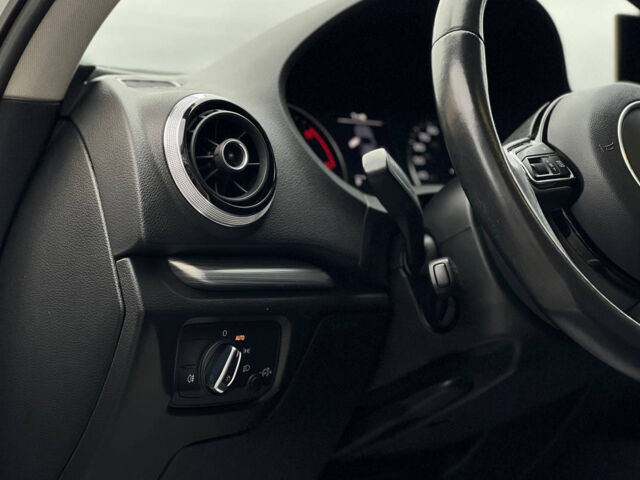 Белый Ауди А3, объемом двигателя 2 л и пробегом 62 тыс. км за 16500 $, фото 8 на Automoto.ua