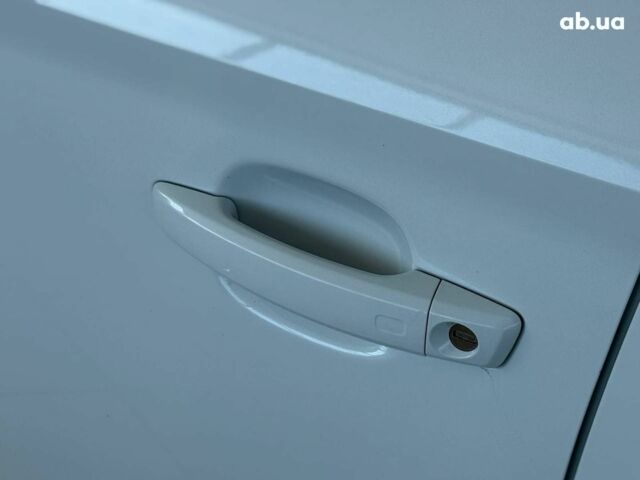 Белый Ауди А3, объемом двигателя 1.8 л и пробегом 181 тыс. км за 12940 $, фото 4 на Automoto.ua