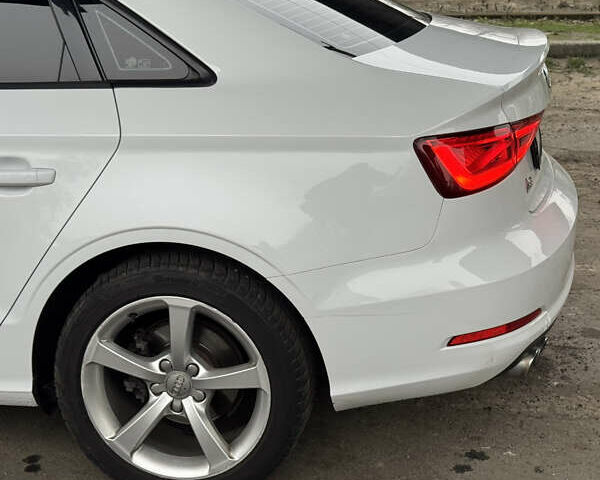 Белый Ауди А3, объемом двигателя 1.8 л и пробегом 217 тыс. км за 10500 $, фото 12 на Automoto.ua