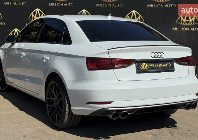 Білий Ауді А3, об'ємом двигуна 2 л та пробігом 174 тис. км за 13699 $, фото 5 на Automoto.ua