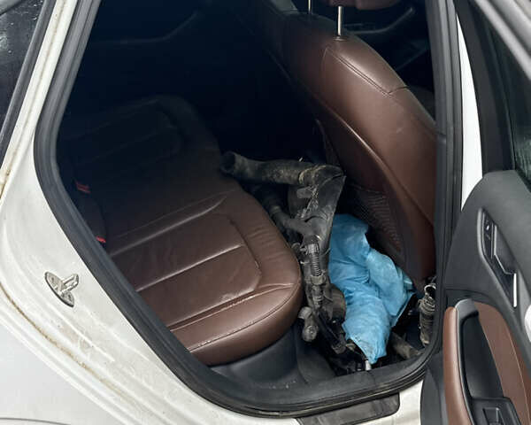 Белый Ауди А3, объемом двигателя 1.98 л и пробегом 230 тыс. км за 7000 $, фото 14 на Automoto.ua