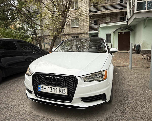 Белый Ауди А3, объемом двигателя 1.8 л и пробегом 191 тыс. км за 13000 $, фото 2 на Automoto.ua