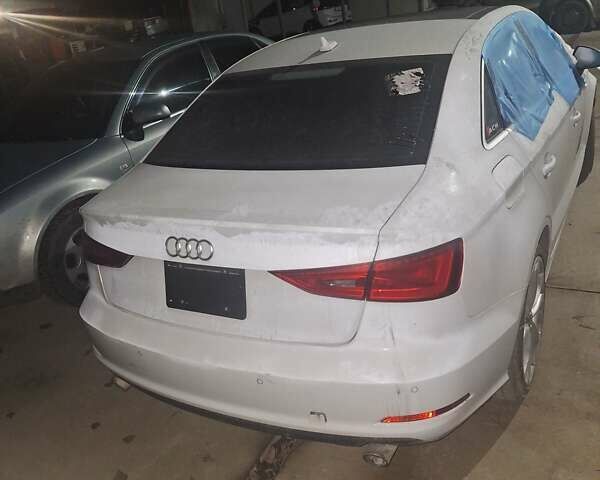 Белый Ауди А3, объемом двигателя 2 л и пробегом 201 тыс. км за 6600 $, фото 4 на Automoto.ua