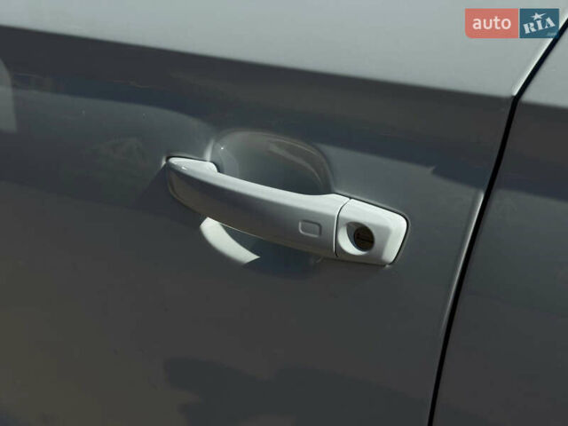 Білий Ауді А3, об'ємом двигуна 2 л та пробігом 174 тис. км за 13699 $, фото 6 на Automoto.ua