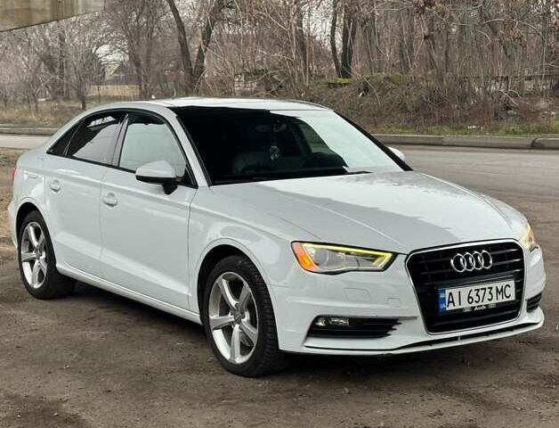 Белый Ауди А3, объемом двигателя 1.8 л и пробегом 217 тыс. км за 10500 $, фото 3 на Automoto.ua