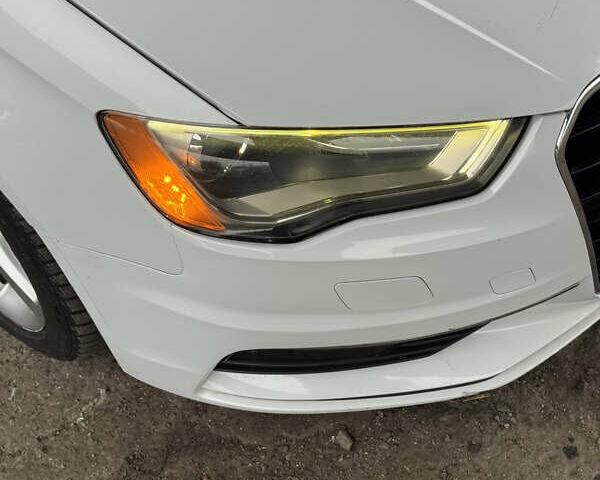 Белый Ауди А3, объемом двигателя 1.8 л и пробегом 217 тыс. км за 10500 $, фото 9 на Automoto.ua