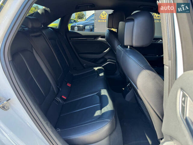 Білий Ауді А3, об'ємом двигуна 2 л та пробігом 174 тис. км за 13699 $, фото 11 на Automoto.ua