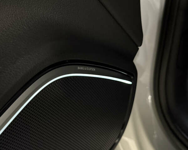 Белый Ауди А3, объемом двигателя 2 л и пробегом 239 тыс. км за 13400 $, фото 7 на Automoto.ua