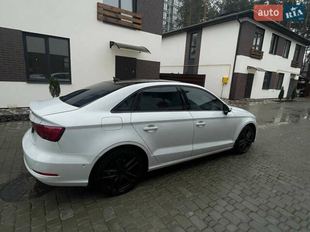 Белый Ауди А3, объемом двигателя 1.8 л и пробегом 193 тыс. км за 11300 $, фото 3 на Automoto.ua