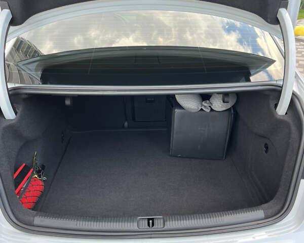 Белый Ауди А3, объемом двигателя 1.8 л и пробегом 153 тыс. км за 15800 $, фото 6 на Automoto.ua