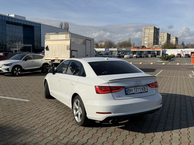 Белый Ауди А3, объемом двигателя 1.8 л и пробегом 187 тыс. км за 13200 $, фото 4 на Automoto.ua