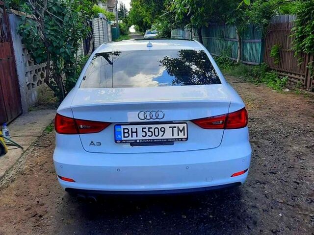 Білий Ауді А3, об'ємом двигуна 1.8 л та пробігом 186 тис. км за 10900 $, фото 2 на Automoto.ua