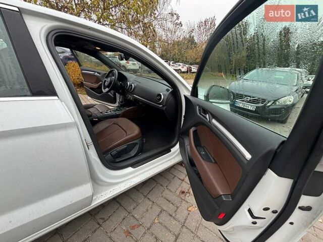 Белый Ауди А3, объемом двигателя 1.8 л и пробегом 190 тыс. км за 11800 $, фото 14 на Automoto.ua