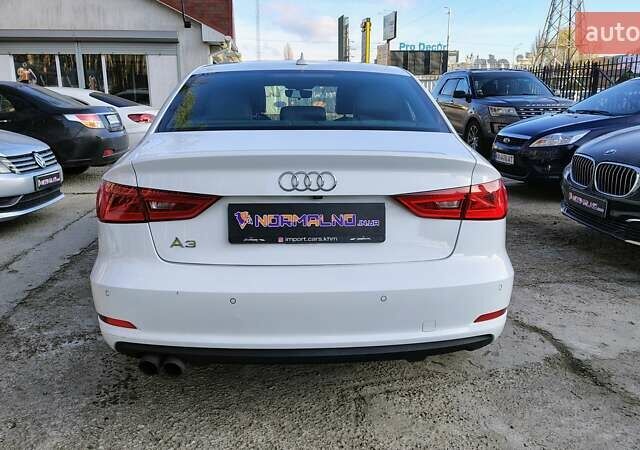 Білий Ауді А3, об'ємом двигуна 1.8 л та пробігом 201 тис. км за 12700 $, фото 5 на Automoto.ua
