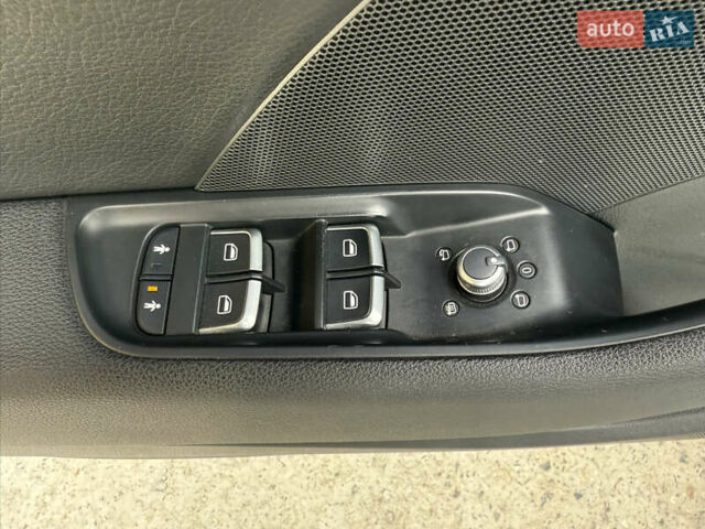 Білий Ауді А3, об'ємом двигуна 1.6 л та пробігом 80 тис. км за 15000 $, фото 11 на Automoto.ua