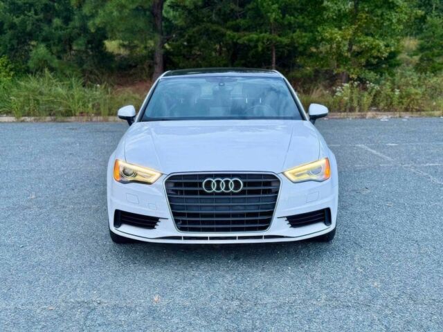 Білий Ауді А3, об'ємом двигуна 1.8 л та пробігом 72 тис. км за 4400 $, фото 1 на Automoto.ua