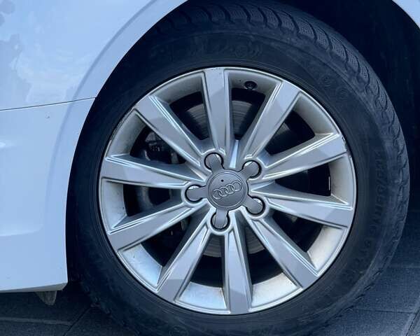 Білий Ауді А3, об'ємом двигуна 1.6 л та пробігом 74 тис. км за 16899 $, фото 16 на Automoto.ua