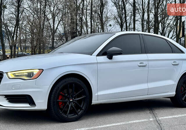 Білий Ауді А3, об'ємом двигуна 2 л та пробігом 226 тис. км за 12500 $, фото 2 на Automoto.ua