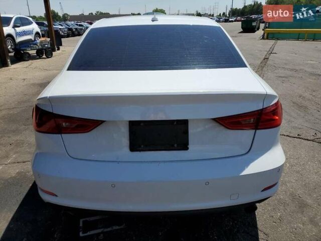 Білий Ауді А3, об'ємом двигуна 2 л та пробігом 149 тис. км за 2800 $, фото 5 на Automoto.ua