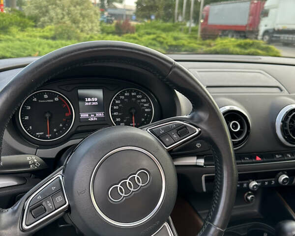 Белый Ауди А3, объемом двигателя 1.8 л и пробегом 96 тыс. км за 15600 $, фото 6 на Automoto.ua