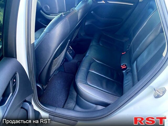 Белый Ауди А3, объемом двигателя 2 л и пробегом 155 тыс. км за 12500 $, фото 5 на Automoto.ua