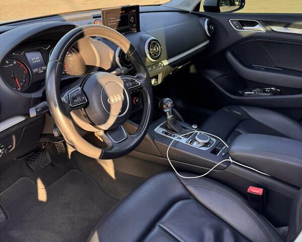 Белый Ауди А3, объемом двигателя 1.8 л и пробегом 118 тыс. км за 12300 $, фото 11 на Automoto.ua