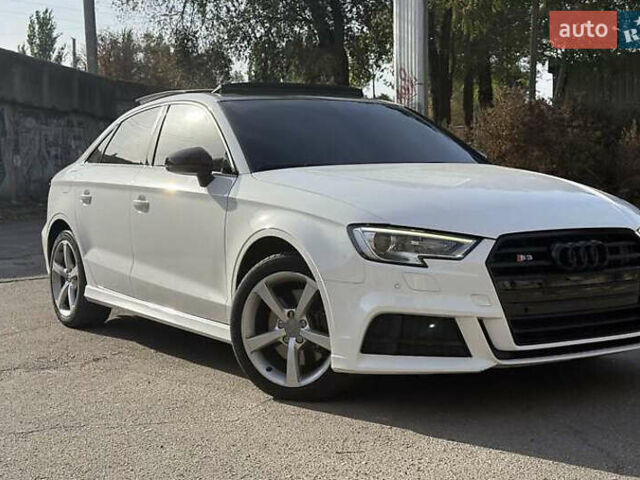 Ауді А3 2015 у Києві на Automoto.ua Білий Ауді А3, об'ємом двигуна 2 л та пробігом 152 тис. км за 12000 $, фото 1 на Automoto.ua