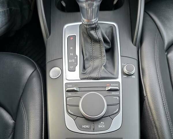 Белый Ауди А3, объемом двигателя 1.6 л и пробегом 53 тыс. км за 20500 $, фото 28 на Automoto.ua