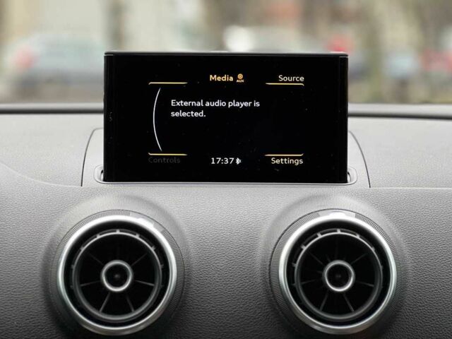 Белый Ауди А3, объемом двигателя 1.8 л и пробегом 99 тыс. км за 14490 $, фото 12 на Automoto.ua