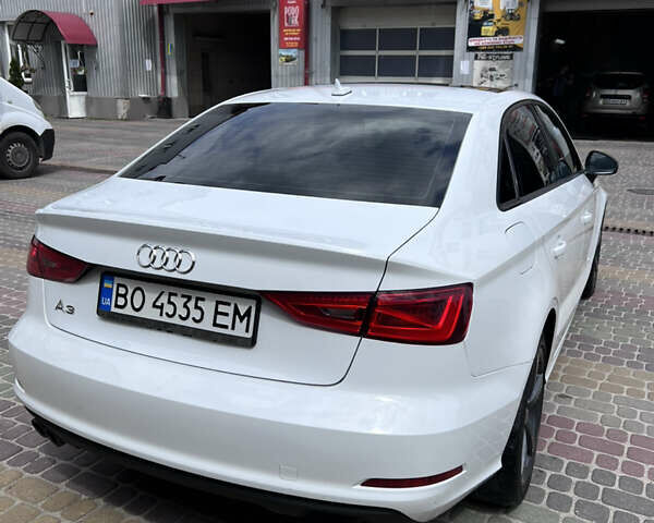Белый Ауди А3, объемом двигателя 1.8 л и пробегом 180 тыс. км за 10400 $, фото 9 на Automoto.ua