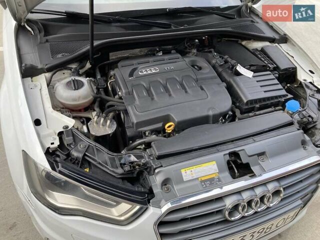 Білий Ауді А3, об'ємом двигуна 1.6 л та пробігом 175 тис. км за 15000 $, фото 43 на Automoto.ua