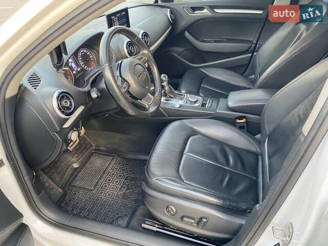 Белый Ауди А3, объемом двигателя 1.6 л и пробегом 161 тыс. км за 16500 $, фото 13 на Automoto.ua