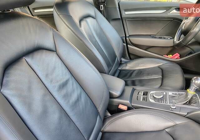 Білий Ауді А3, об'ємом двигуна 1.8 л та пробігом 201 тис. км за 12700 $, фото 17 на Automoto.ua