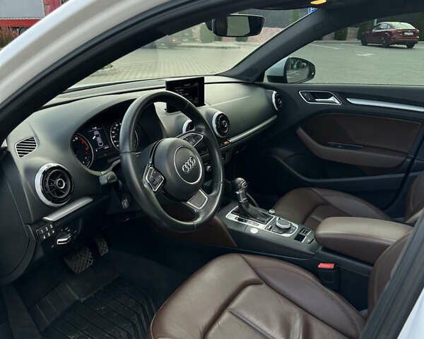 Белый Ауди А3, объемом двигателя 1.8 л и пробегом 96 тыс. км за 15600 $, фото 11 на Automoto.ua