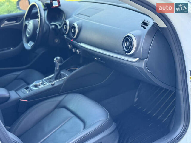 Білий Ауді А3, об'ємом двигуна 1.8 л та пробігом 99 тис. км за 12999 $, фото 52 на Automoto.ua