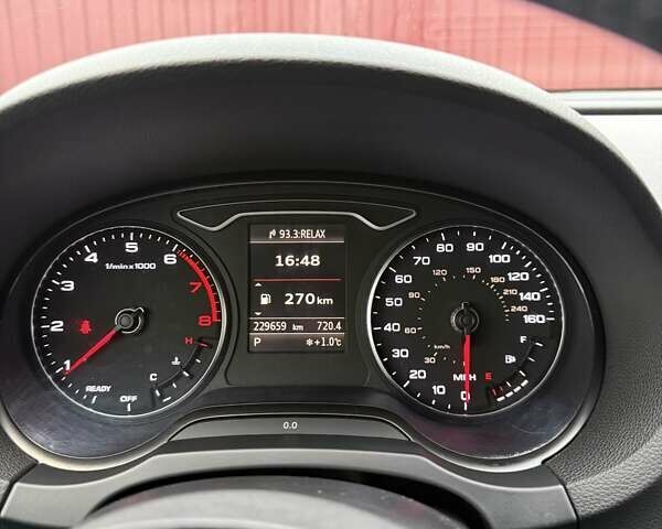 Білий Ауді А3, об'ємом двигуна 1.8 л та пробігом 229 тис. км за 13500 $, фото 5 на Automoto.ua